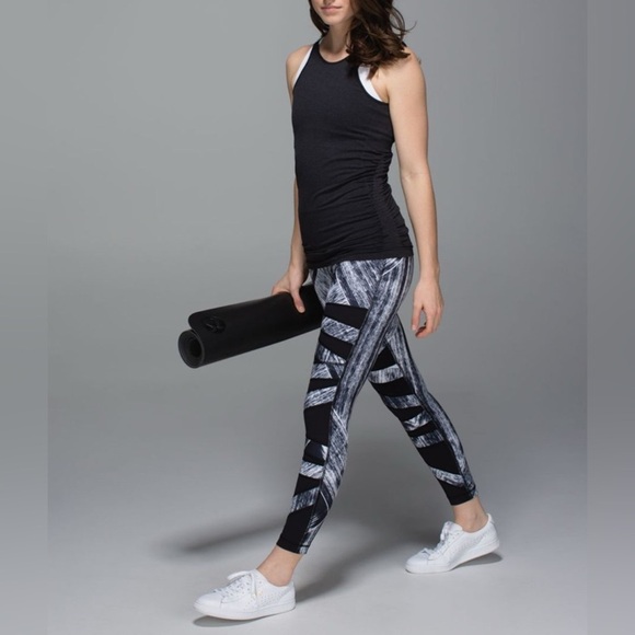Lululemon High Times Pant Black and White Patterned Leggings - Picture 3 of 10